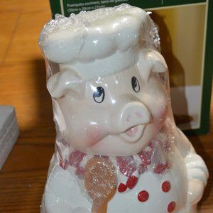 pig cookie jar